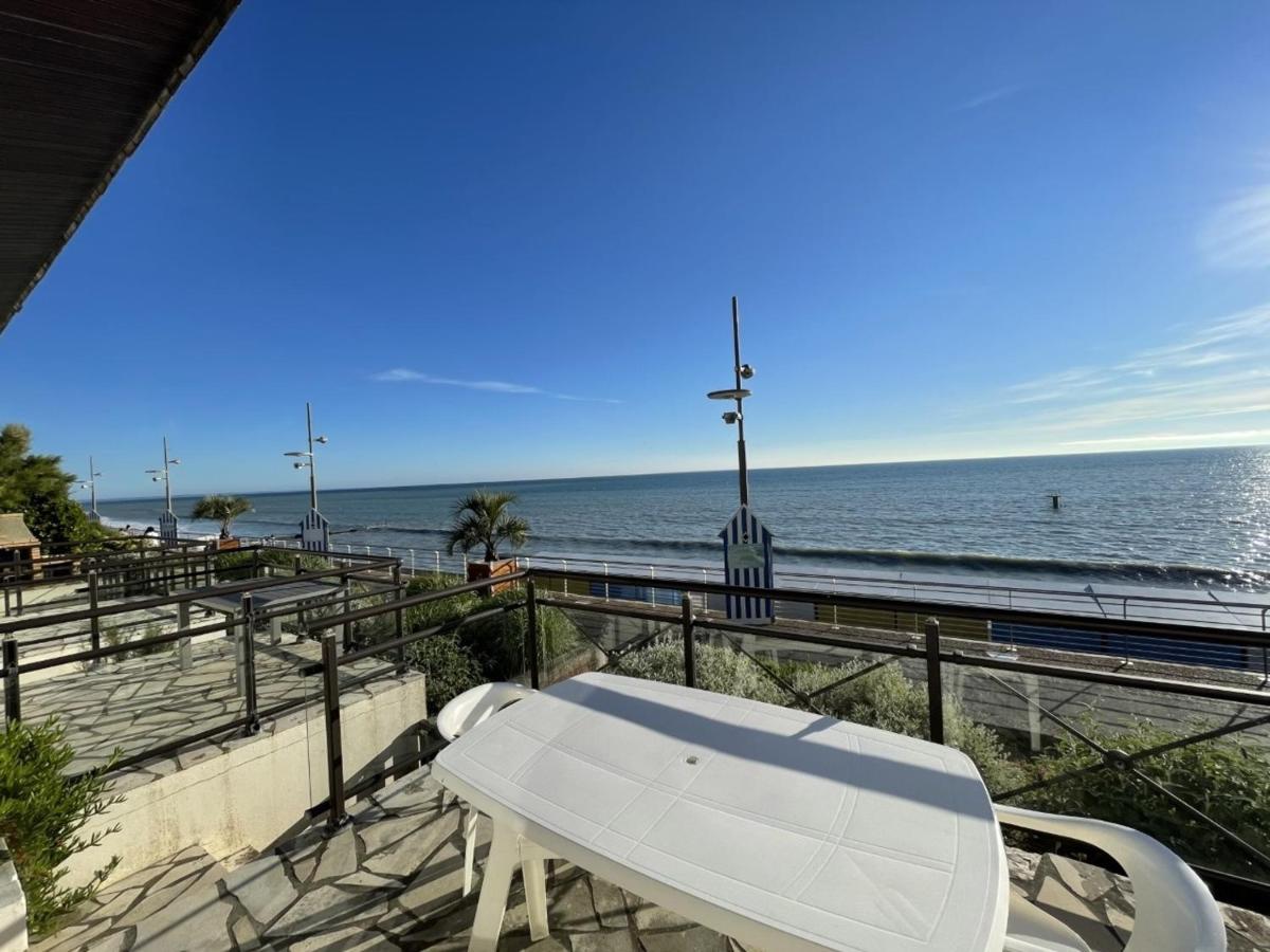 Appartement Duplex En Front De Mer Avec Terrasse - Acces Direct Plage - 2 Chambres + Cabine - Fr-1-361-456 Saint-Pair-sur-Mer Exterior photo